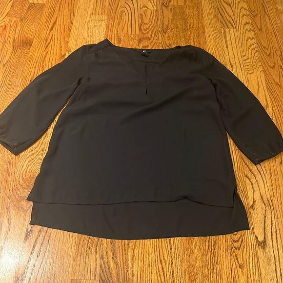 H&M Woman’s Black Top Size US 2 - Picture 1 of 5